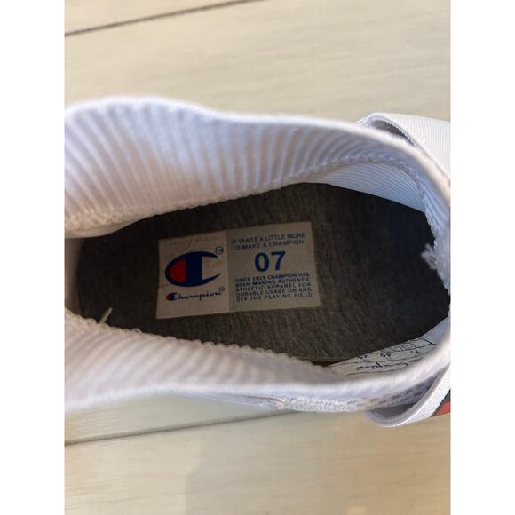 Champion XG Pro Youth Size 7 White Slip On Sneakers Athletic White High Top - Picture 6 of 8